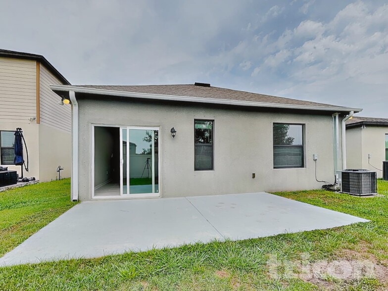 Building Photo - 4648 Lindever Ln