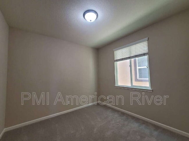 Building Photo - 2356 Wharton Ln