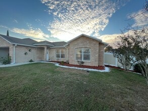 Building Photo - 3037 Bonkirk Dr