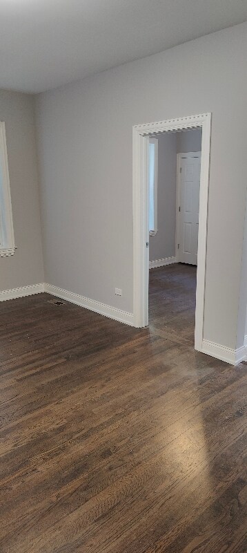 Building Photo - 1221 S Avers Ave