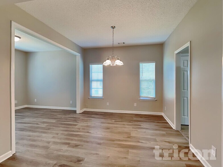 Building Photo - 2635 Brookgate Crossing