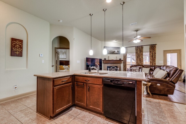 Building Photo - 5502 Waldon Walk