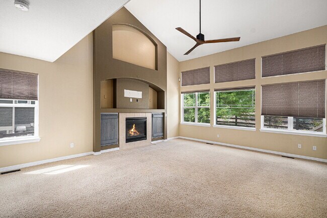 Building Photo - 8699 S Addison Way