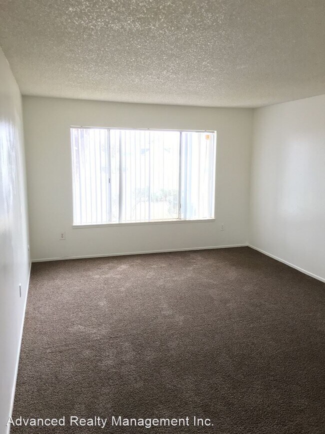 Building Photo - 1001 W Columbus St