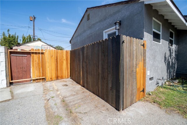 Building Photo - 11205 Woolford St