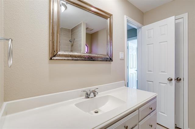Building Photo - 2874 Stoneridge Dr