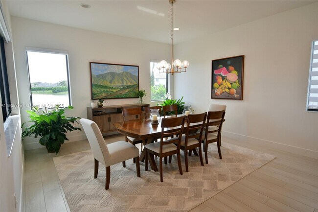 Building Photo - 4221 SW 178th Ave