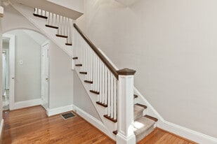 Building Photo - 23 S Jefferson St