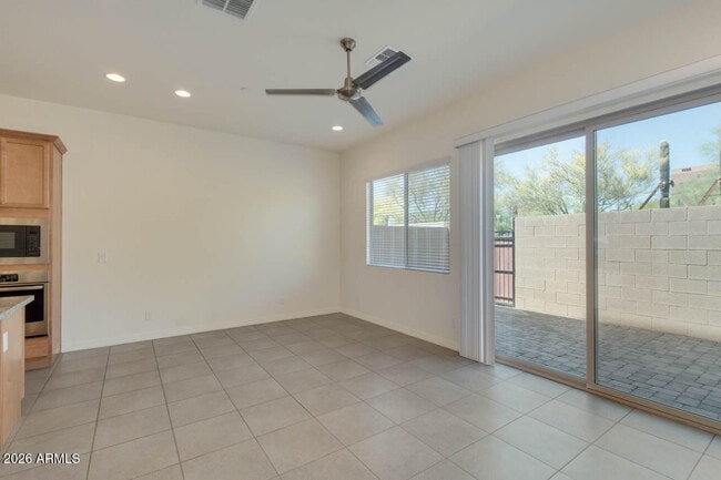 Building Photo - 7332 E Vista Bonita Dr