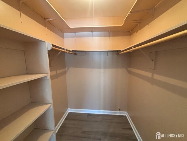 Building Photo - 2015 Aspen Dr