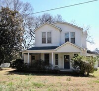 Building Photo - 483 W Salisbury St