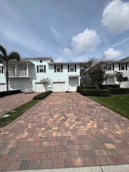Building Photo - 1240 Turnbridge Dr