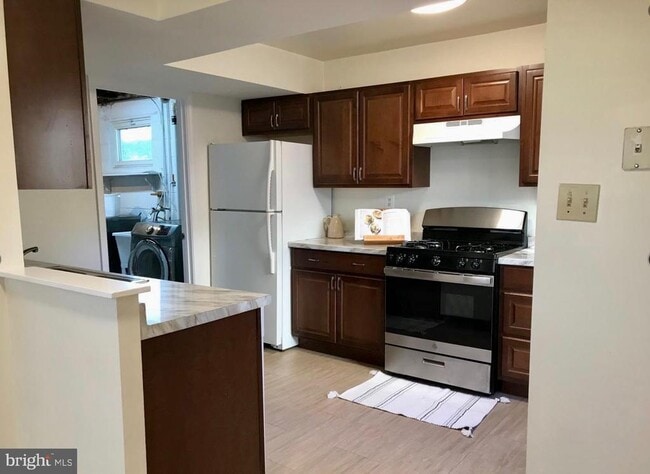 Building Photo - 4917 McCall St