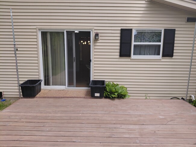 Building Photo - 530 Eagle Ridge Ln