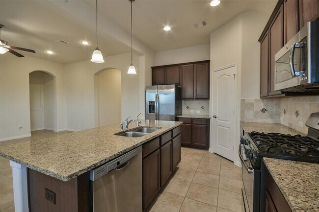 Building Photo - 3643 Cottage Pines Ln