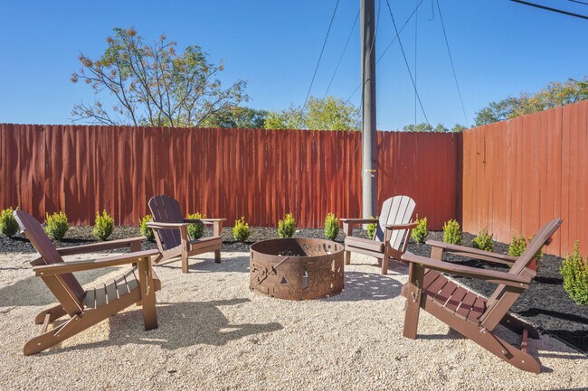 Building Photo - 1611 Armistead St