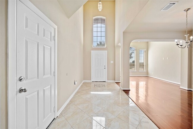 Building Photo - 6303 Atlasridge Dr