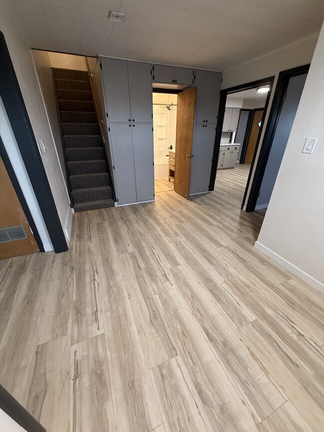 Building Photo - 42 Old US Hwy 91