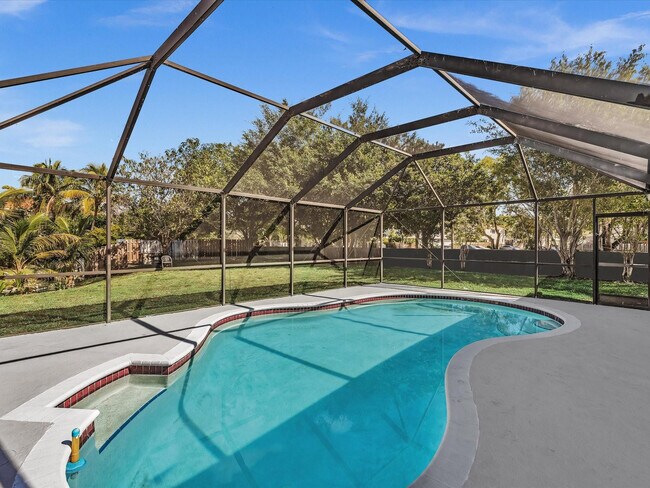 Building Photo - 13400 NW 5th Ct