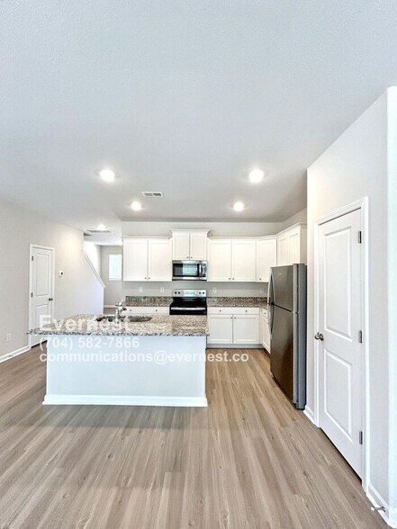 Building Photo - 2174 Willow Glen Dr