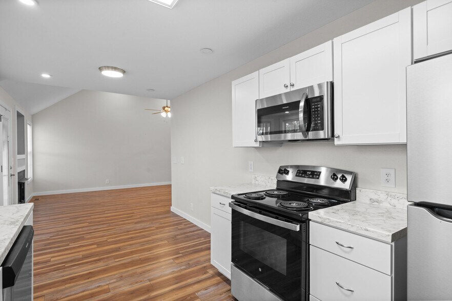 Building Photo - 1769 Needmore Rd