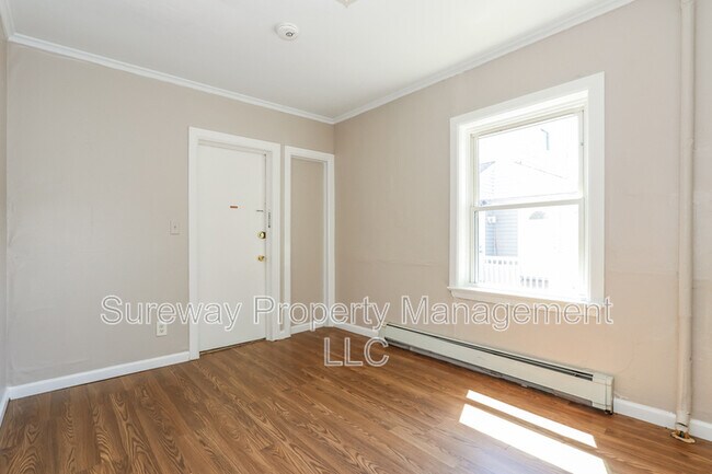 Building Photo - 93 N Broadway