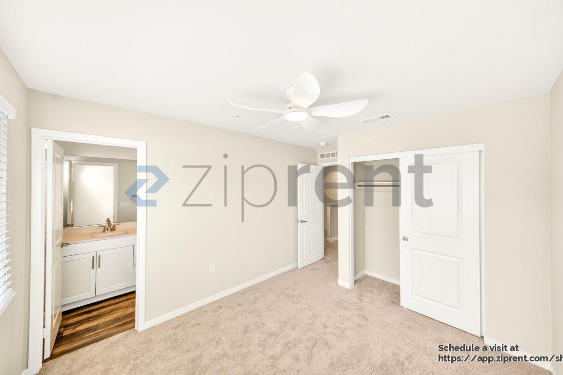 Building Photo - 9515 Hannah Wy