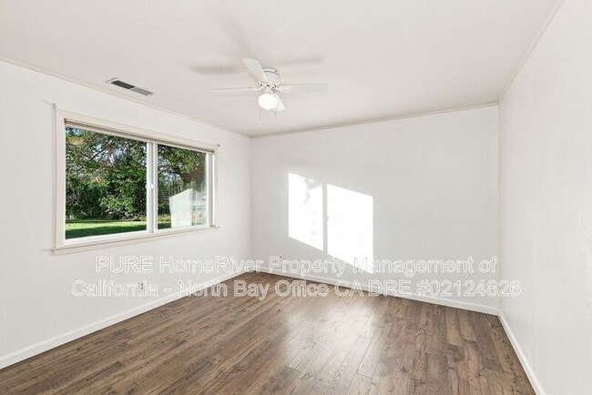 Building Photo - 83 Zinfandel Ln