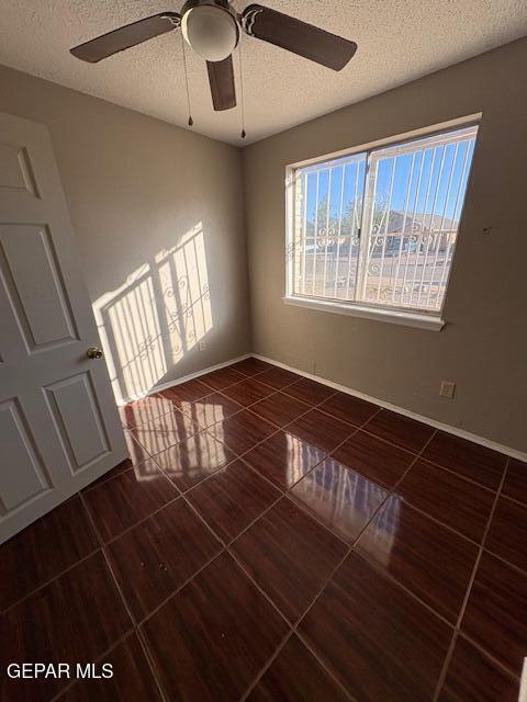 Building Photo - 10533 Tareyton St