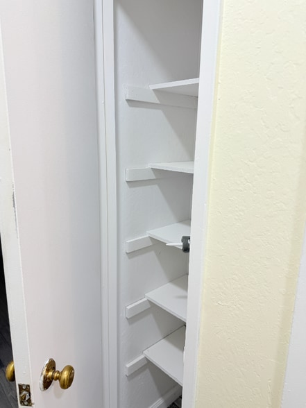 Building Photo - 864 Stanford Ave