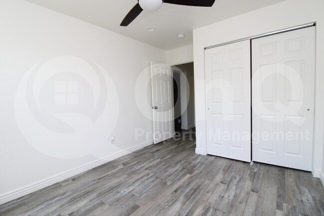 Building Photo - 1729 W Fairmount Ave