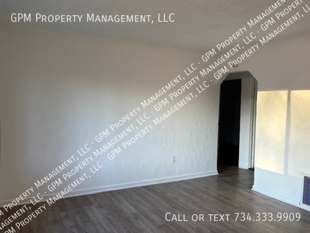 Building Photo - 6104 Yale St