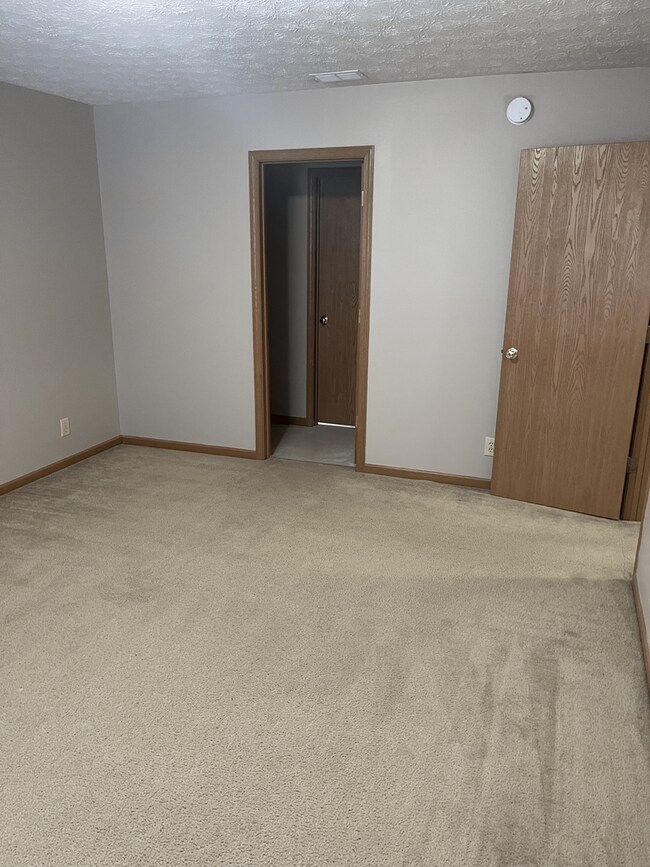 Building Photo - 3352 Edison Dr