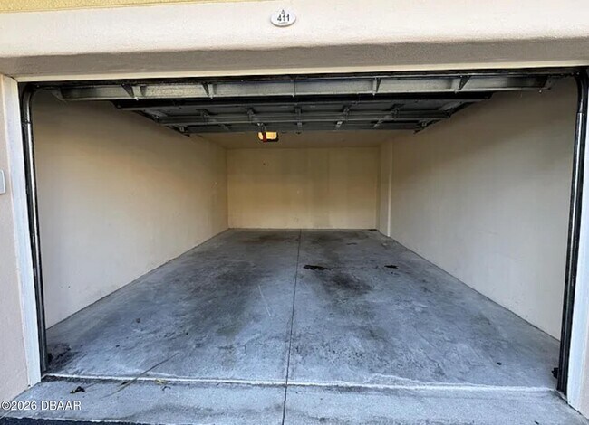 Building Photo - 424 Luna Bella Ln