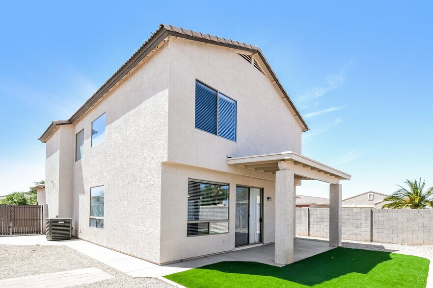 Building Photo - 810 E Rossi Ct