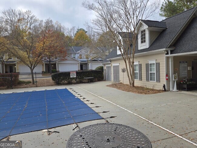 Building Photo - 2900 Suttles Dr SW