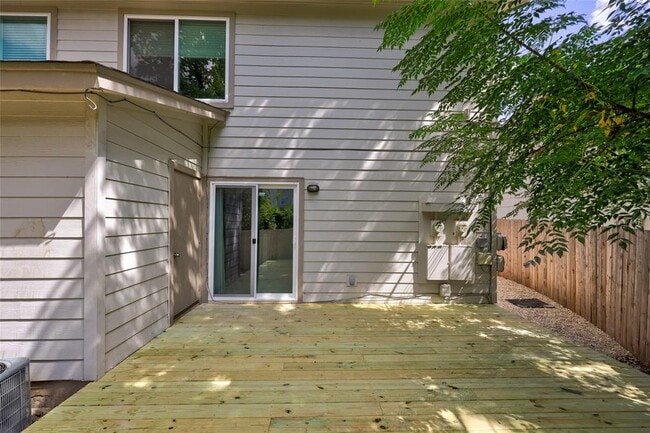 Building Photo - 3458 Willowrun Dr