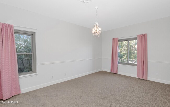 Building Photo - 5507 E Shea Blvd