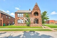 Building Photo - 1/2 OFF THE FIRST MONTH'S RENT! CUTE 1 BED/1 BATH TOWNHOME IN NW OKC AVAILABLE NOW!