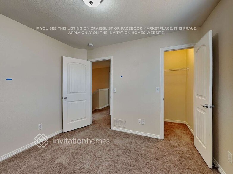Building Photo - 9242 Waters Edge Dr