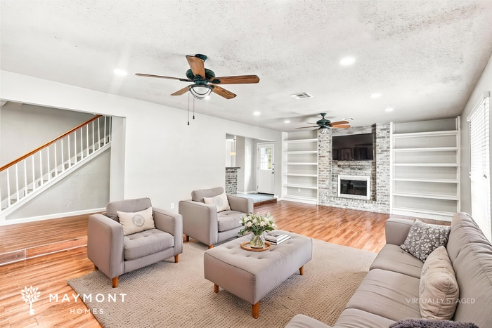 Building Photo - 7218 Jadewood Dr