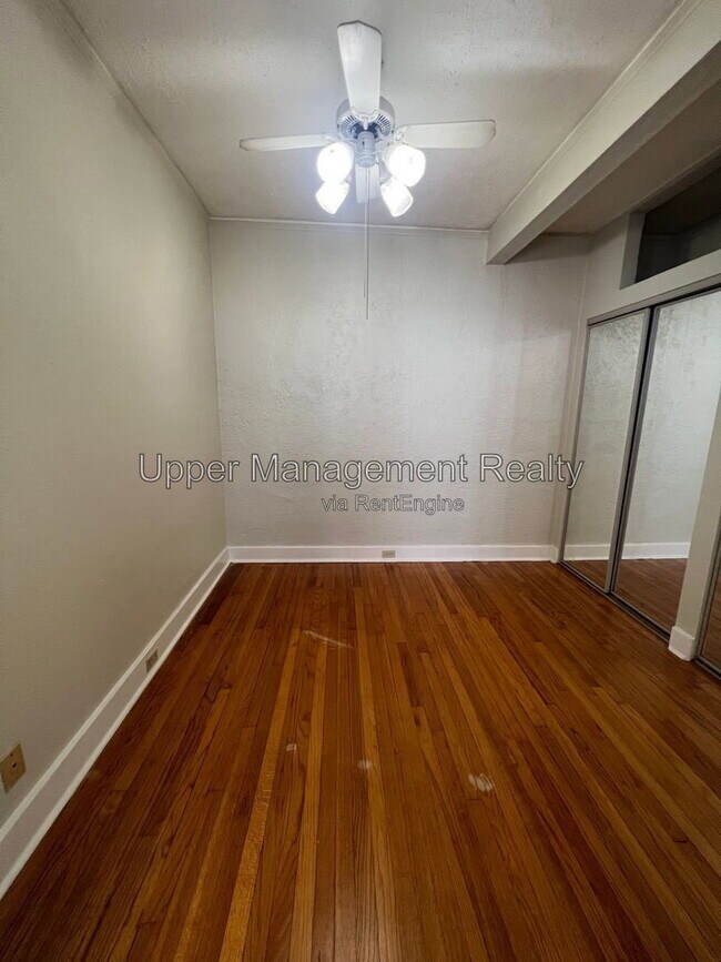 Building Photo - 1301 Napoleon Ave