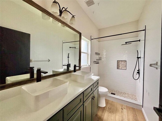 Building Photo - 13229 Canna Lily Dr