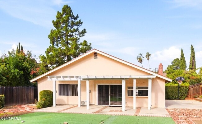 Building Photo - 1438 Calle De Oro