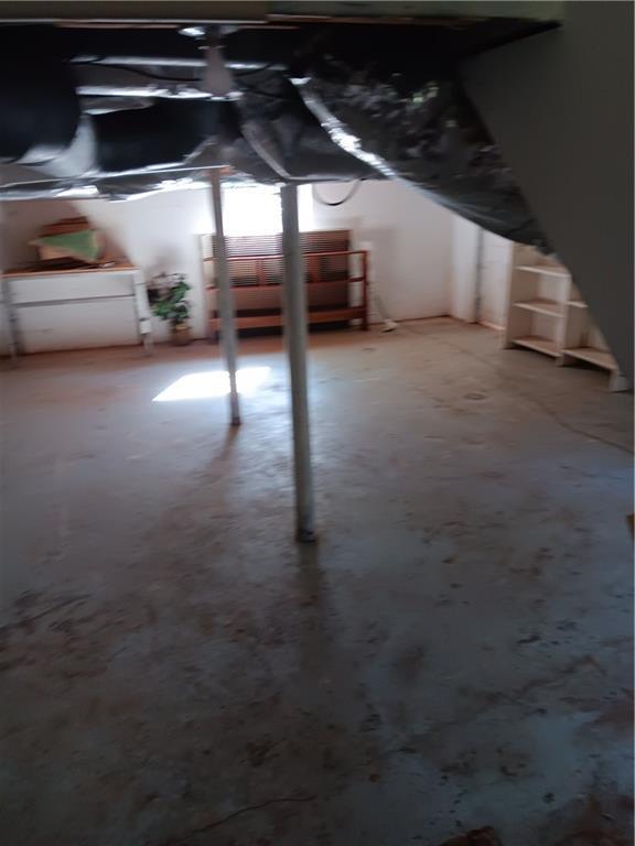 Building Photo - 1415 Bubbling Creek Rd NE