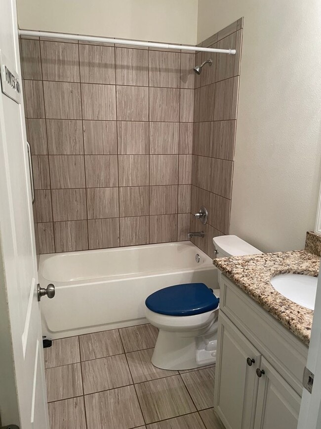 Building Photo - Beautiful 3/2 home for rent