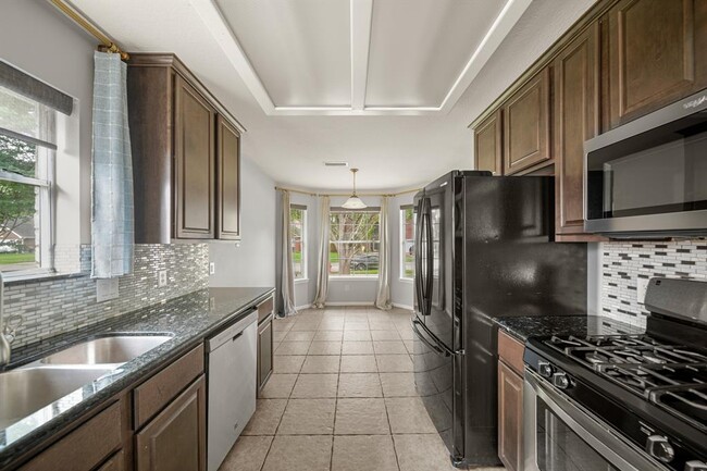 Building Photo - 1242 Hunter Wood Dr