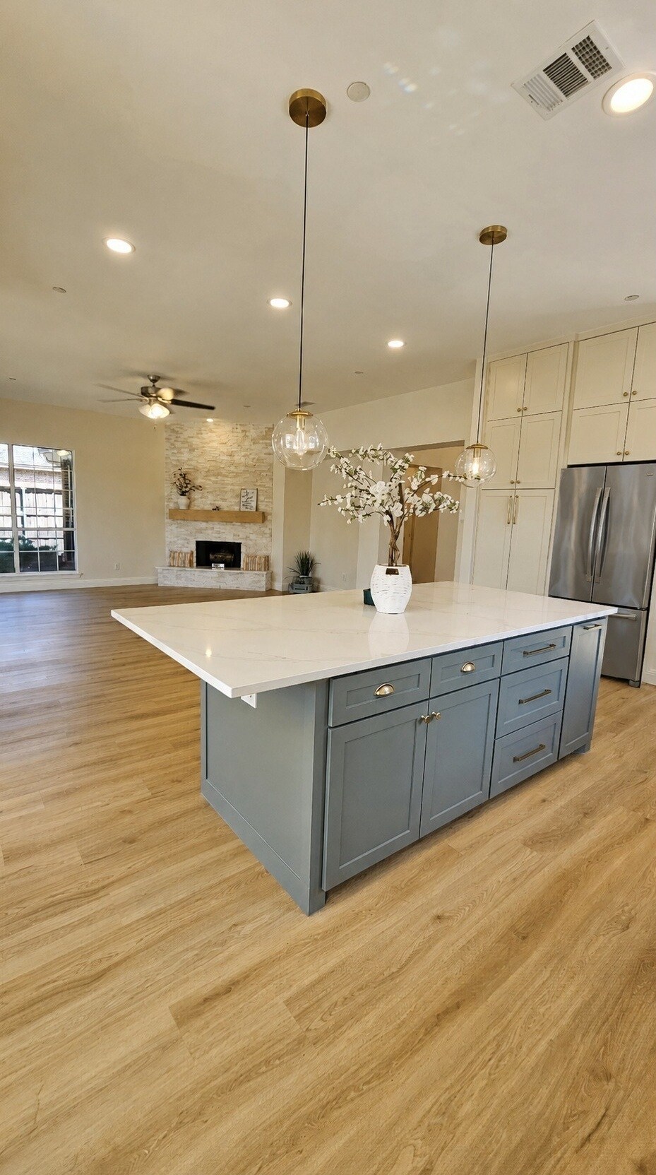Building Photo - 421 Long Cove Ct