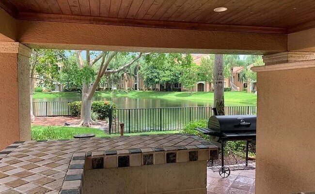 Building Photo - 4816 N State Road 7