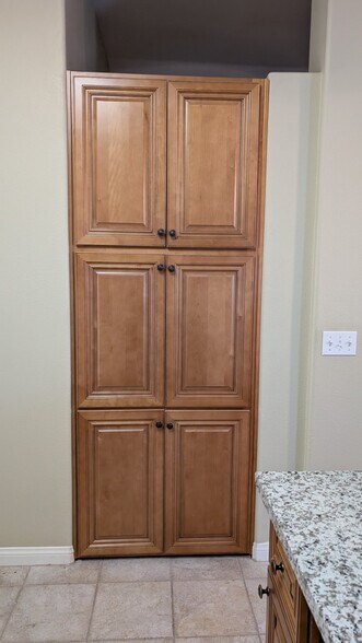 Built in Pantry - 5621 Grand Prix Ct